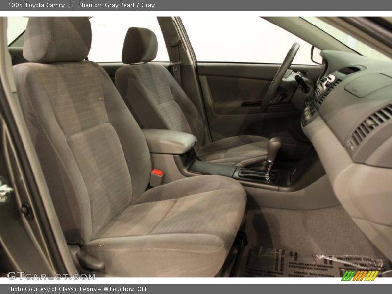 Phantom Gray Pearl / Gray 2005 Toyota Camry LE