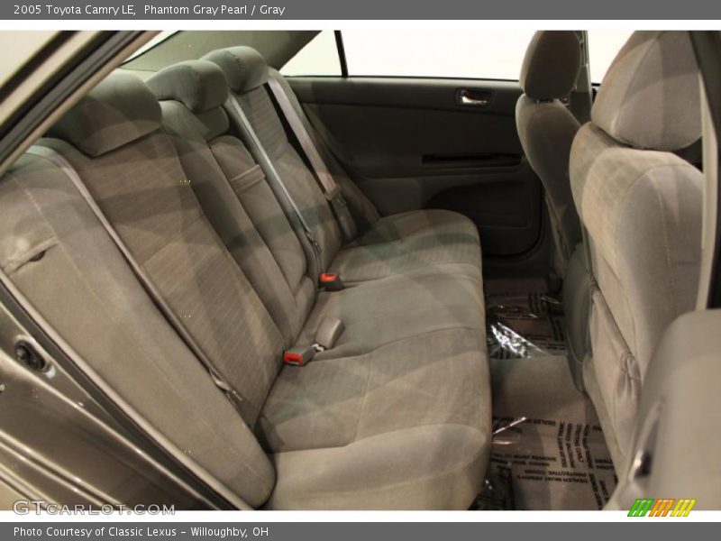 Phantom Gray Pearl / Gray 2005 Toyota Camry LE