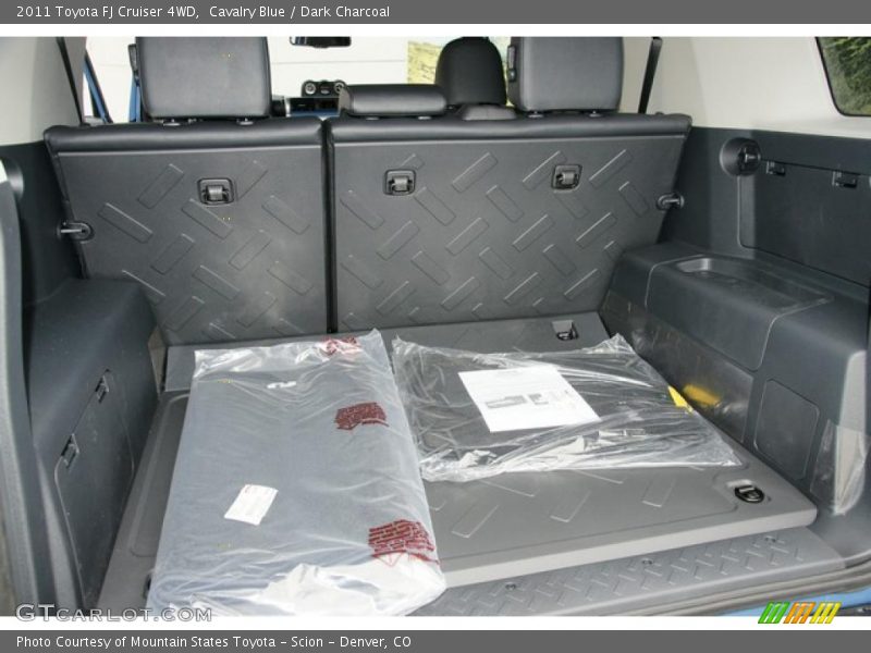  2011 FJ Cruiser 4WD Trunk