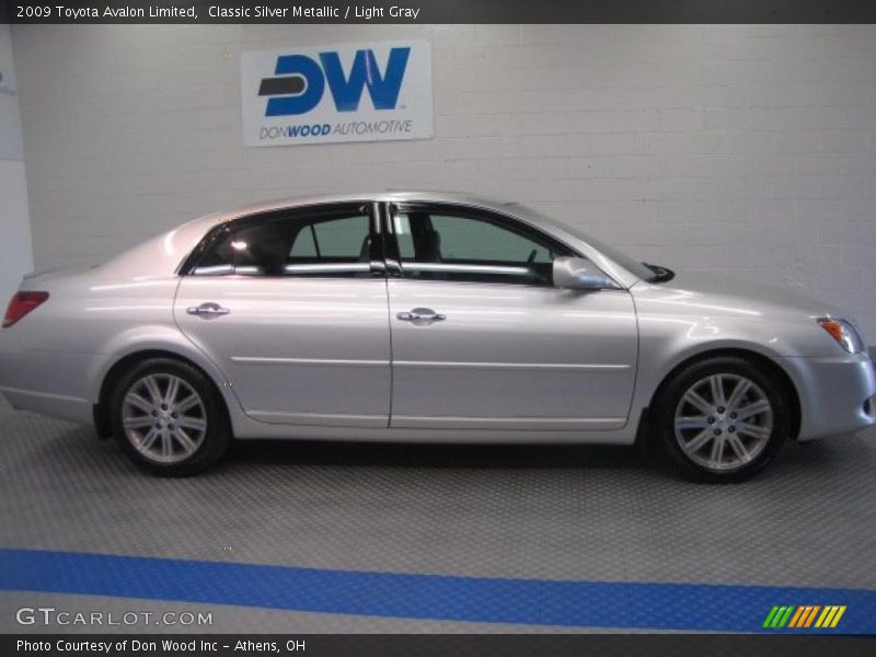 Classic Silver Metallic / Light Gray 2009 Toyota Avalon Limited