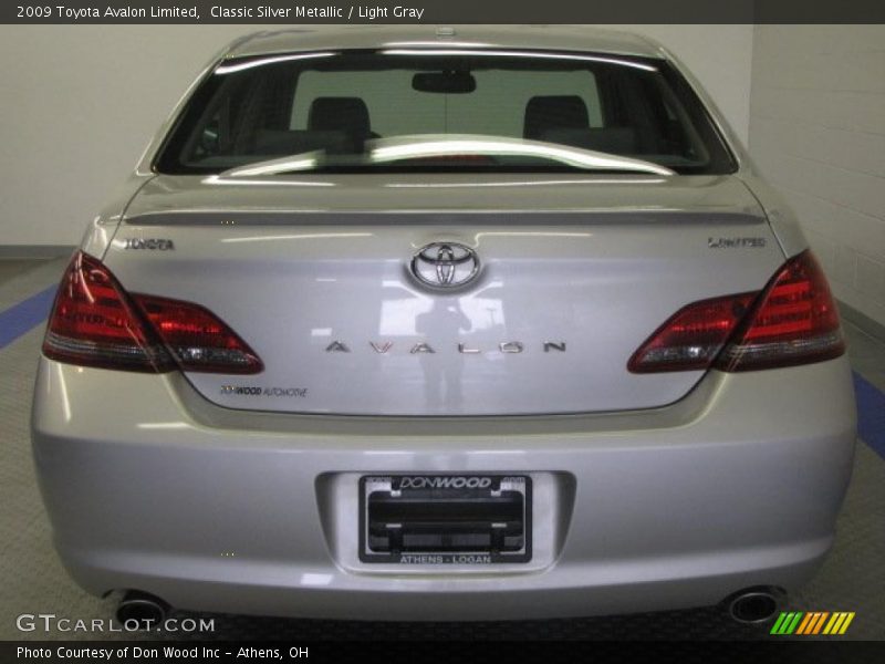 Classic Silver Metallic / Light Gray 2009 Toyota Avalon Limited