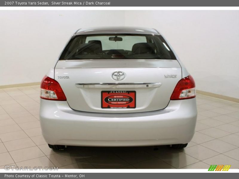 Silver Streak Mica / Dark Charcoal 2007 Toyota Yaris Sedan