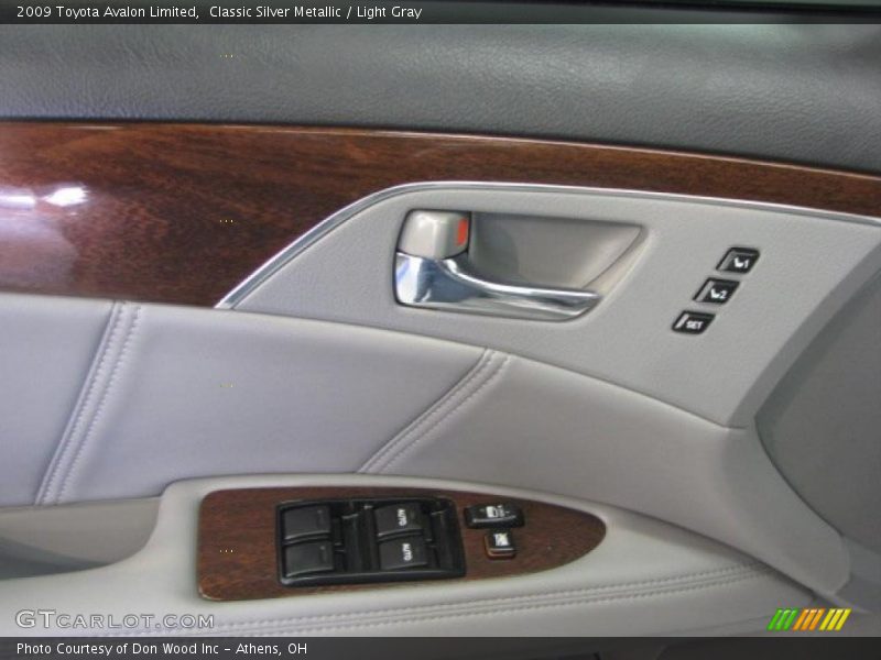 Classic Silver Metallic / Light Gray 2009 Toyota Avalon Limited