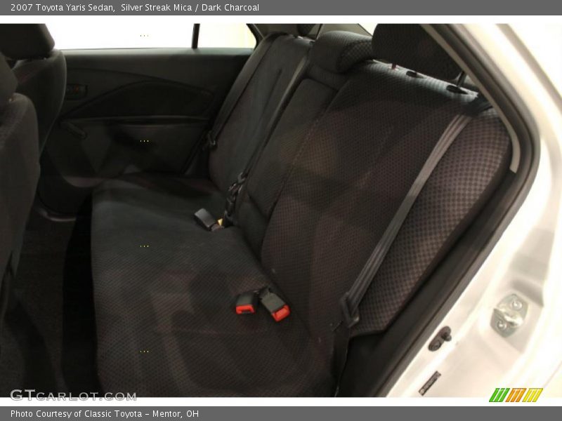 Silver Streak Mica / Dark Charcoal 2007 Toyota Yaris Sedan