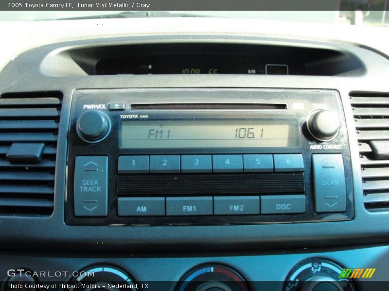Lunar Mist Metallic / Gray 2005 Toyota Camry LE