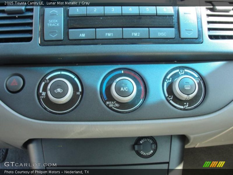 Lunar Mist Metallic / Gray 2005 Toyota Camry LE