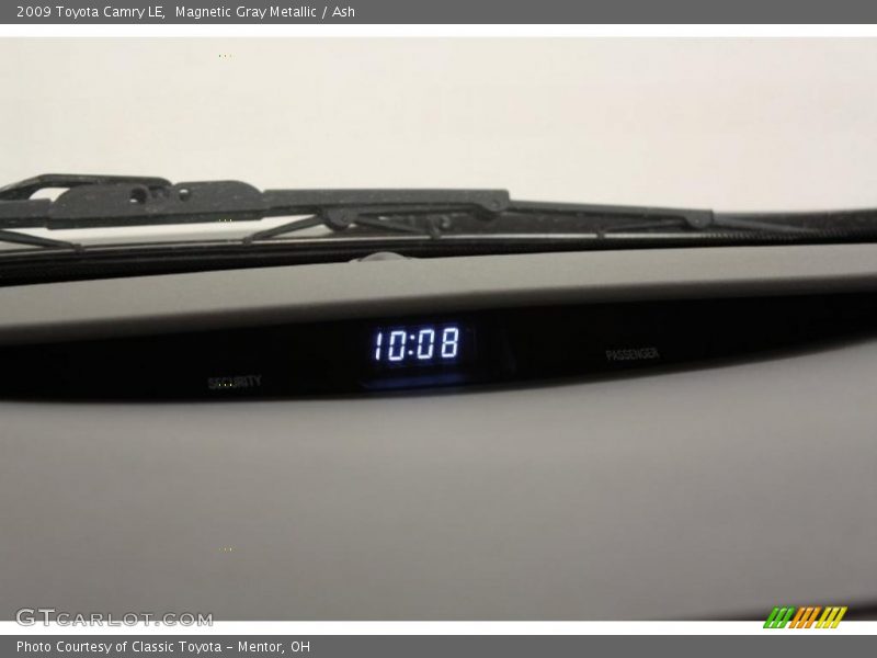 Magnetic Gray Metallic / Ash 2009 Toyota Camry LE