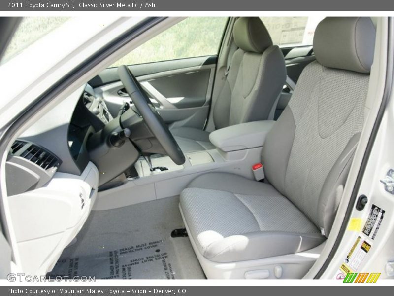 Classic Silver Metallic / Ash 2011 Toyota Camry SE