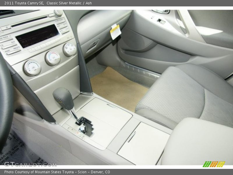 Classic Silver Metallic / Ash 2011 Toyota Camry SE