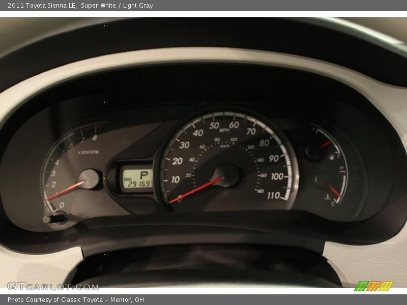 Super White / Light Gray 2011 Toyota Sienna LE