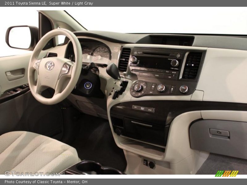 Super White / Light Gray 2011 Toyota Sienna LE