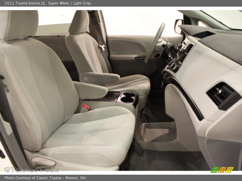 Super White / Light Gray 2011 Toyota Sienna LE