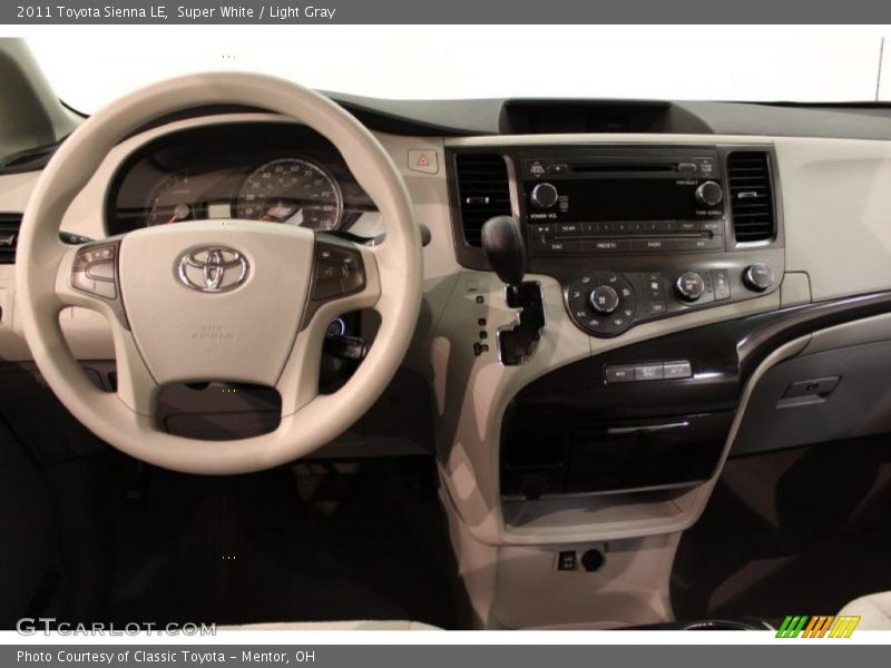 Super White / Light Gray 2011 Toyota Sienna LE