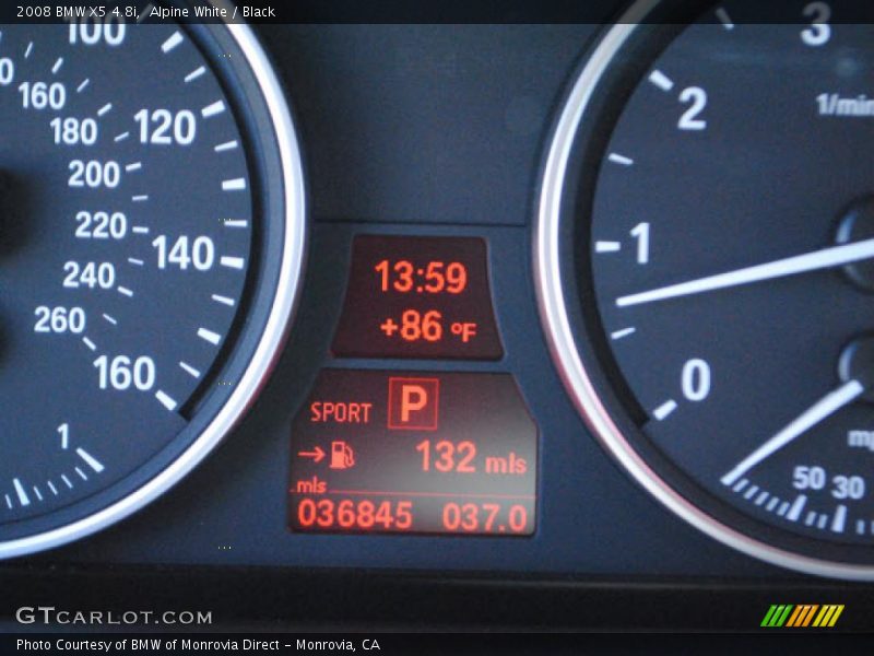 Alpine White / Black 2008 BMW X5 4.8i