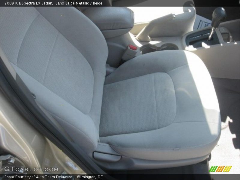 Sand Beige Metallic / Beige 2009 Kia Spectra EX Sedan