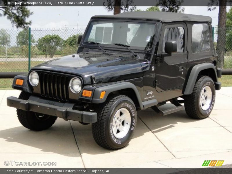 Front 3/4 View of 2006 Wrangler SE 4x4