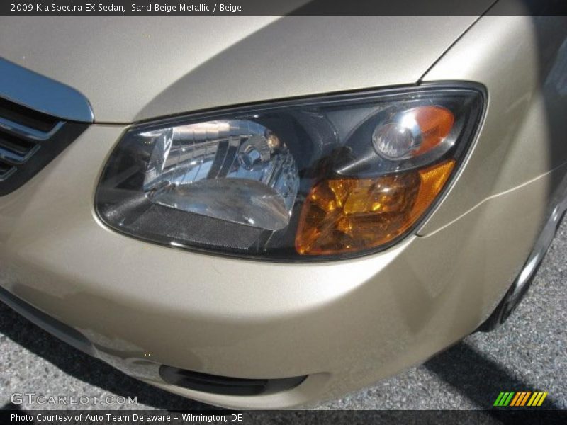 Sand Beige Metallic / Beige 2009 Kia Spectra EX Sedan