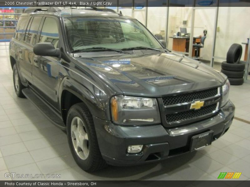 Black / Light Gray 2006 Chevrolet TrailBlazer EXT LT 4x4