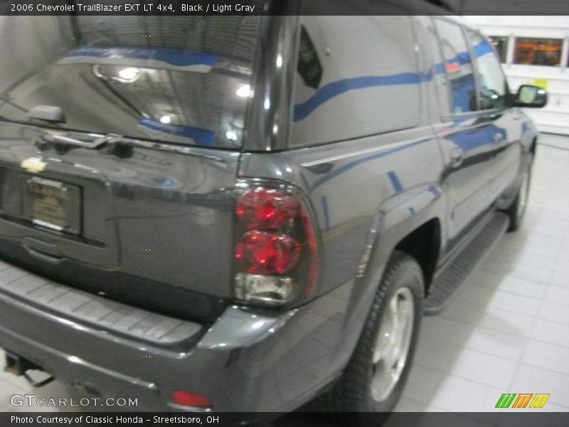 Black / Light Gray 2006 Chevrolet TrailBlazer EXT LT 4x4