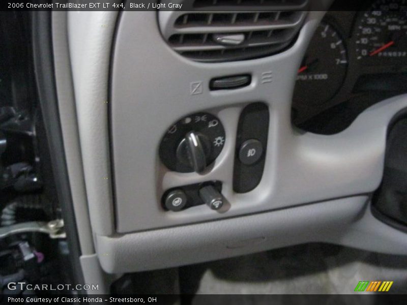 Black / Light Gray 2006 Chevrolet TrailBlazer EXT LT 4x4