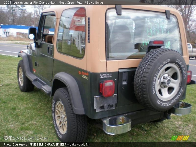 Moss Green Pearl / Spice Beige 1995 Jeep Wrangler Rio Grande 4x4