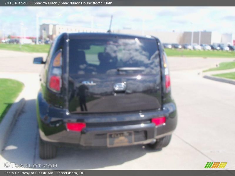 Shadow Black / Sand/Black Houndstooth Cloth 2011 Kia Soul !