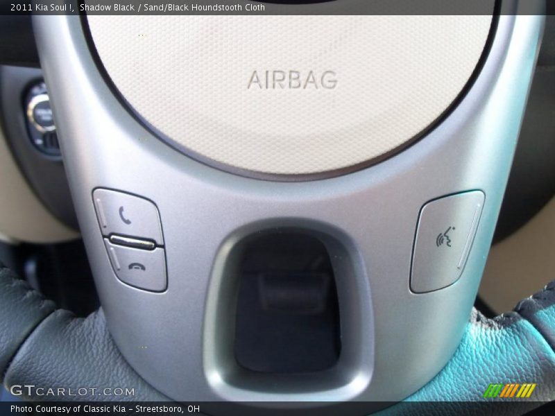 Shadow Black / Sand/Black Houndstooth Cloth 2011 Kia Soul !