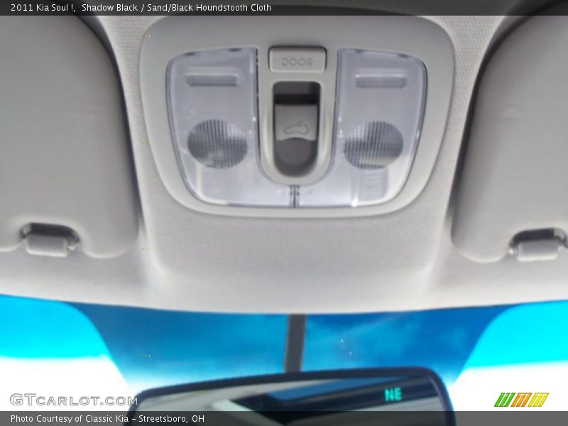 Shadow Black / Sand/Black Houndstooth Cloth 2011 Kia Soul !