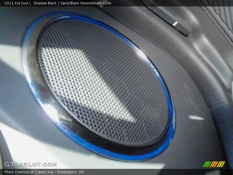 Shadow Black / Sand/Black Houndstooth Cloth 2011 Kia Soul !