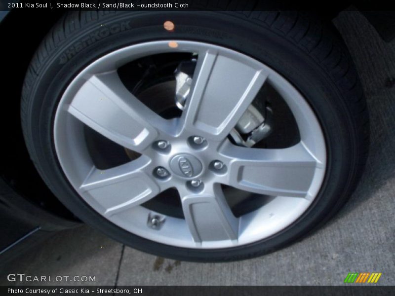 Shadow Black / Sand/Black Houndstooth Cloth 2011 Kia Soul !
