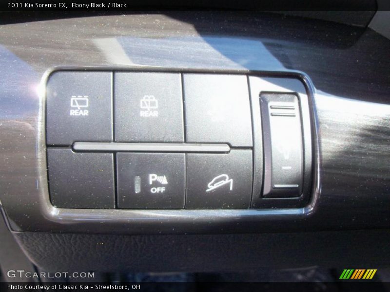 Ebony Black / Black 2011 Kia Sorento EX