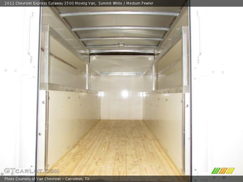 Summit White / Medium Pewter 2011 Chevrolet Express Cutaway 3500 Moving Van