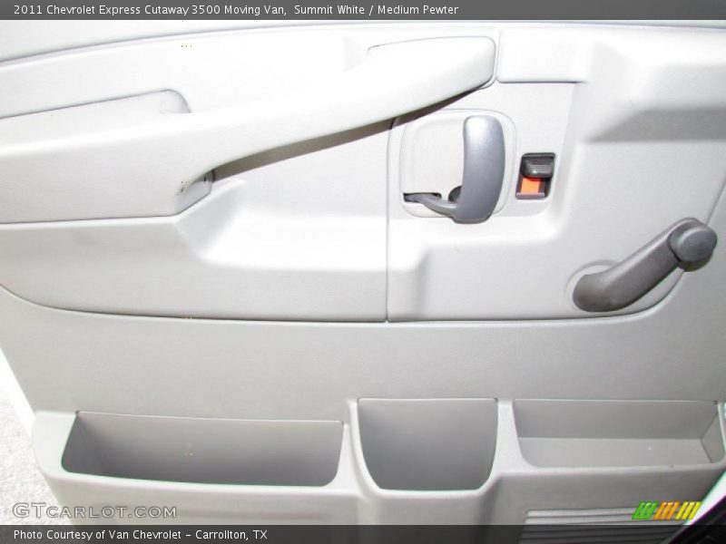 Summit White / Medium Pewter 2011 Chevrolet Express Cutaway 3500 Moving Van