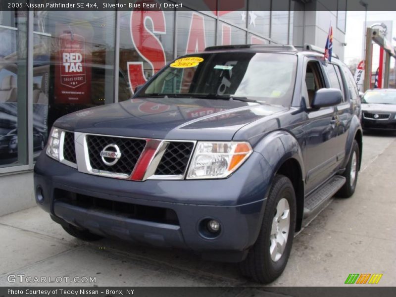 Silverton Blue Pearl / Desert 2005 Nissan Pathfinder SE 4x4