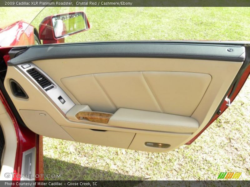 Door Panel of 2009 XLR Platinum Roadster