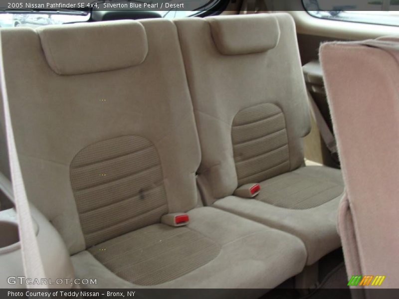Silverton Blue Pearl / Desert 2005 Nissan Pathfinder SE 4x4