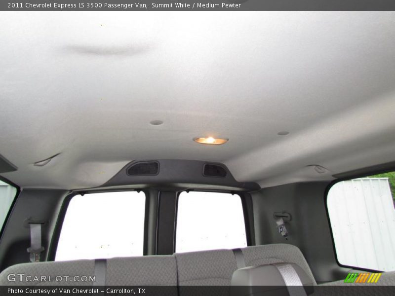 Summit White / Medium Pewter 2011 Chevrolet Express LS 3500 Passenger Van