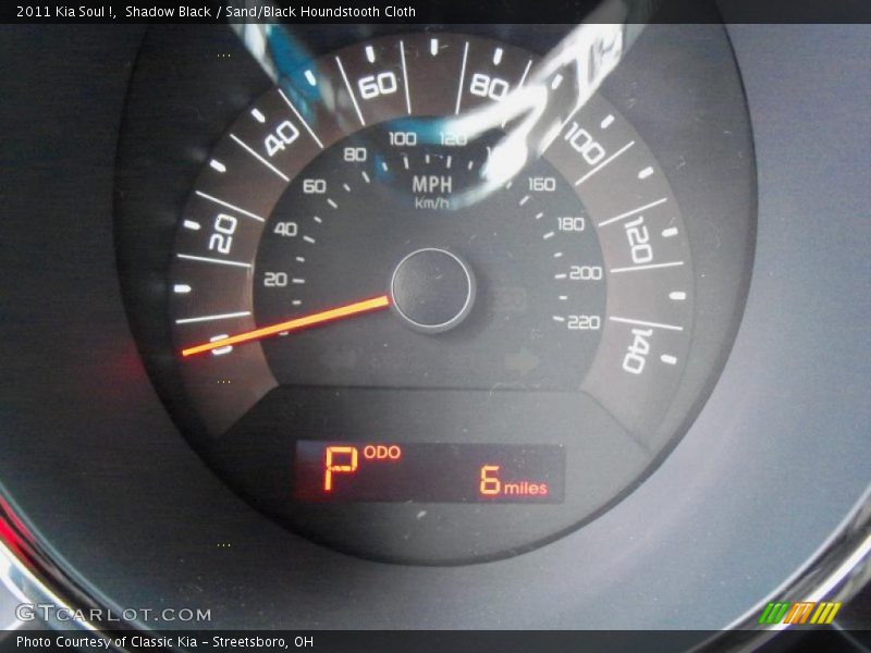 Shadow Black / Sand/Black Houndstooth Cloth 2011 Kia Soul !