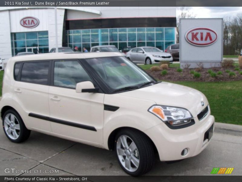 Dune Beige / Sand/Black Premium Leather 2011 Kia Soul !