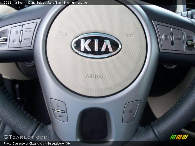 Dune Beige / Sand/Black Premium Leather 2011 Kia Soul !