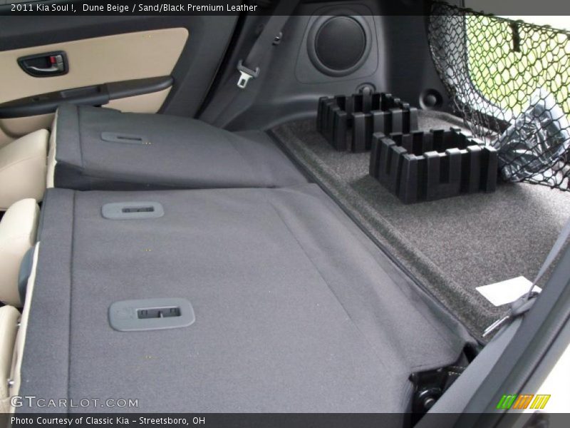 Dune Beige / Sand/Black Premium Leather 2011 Kia Soul !