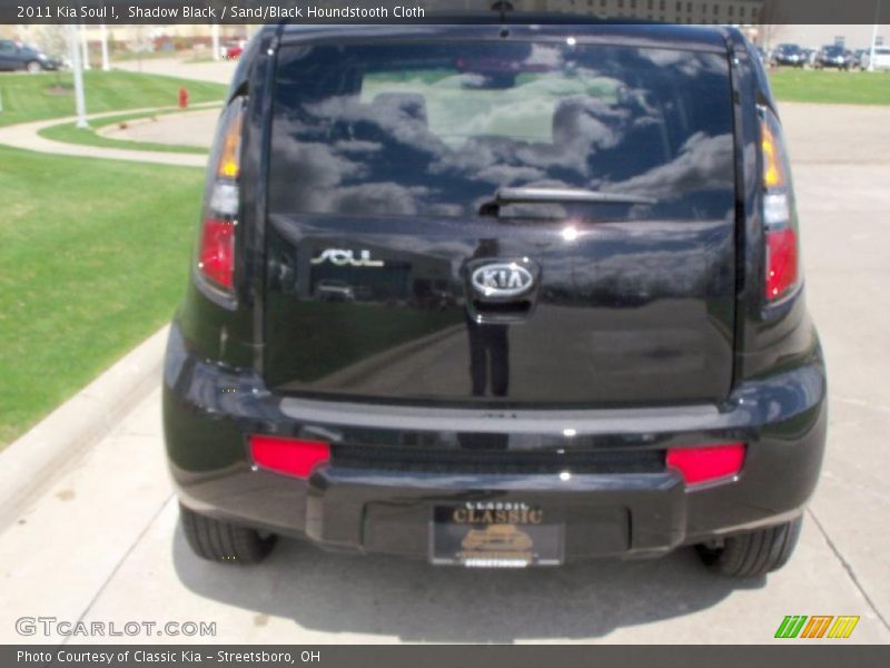 Shadow Black / Sand/Black Houndstooth Cloth 2011 Kia Soul !