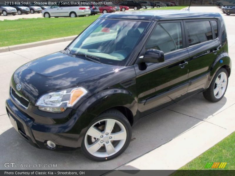 Shadow Black / Sand/Black Houndstooth Cloth 2011 Kia Soul !
