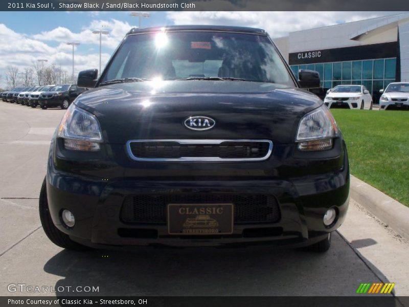 Shadow Black / Sand/Black Houndstooth Cloth 2011 Kia Soul !