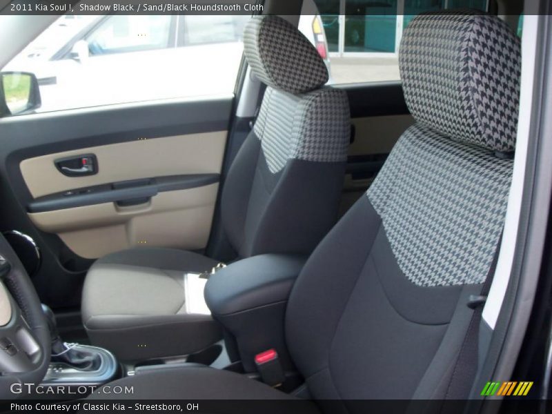 Shadow Black / Sand/Black Houndstooth Cloth 2011 Kia Soul !
