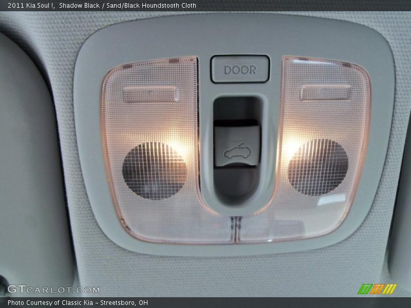 Shadow Black / Sand/Black Houndstooth Cloth 2011 Kia Soul !