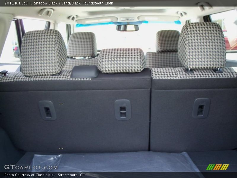 Shadow Black / Sand/Black Houndstooth Cloth 2011 Kia Soul !