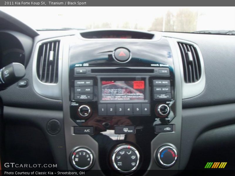 Titanium / Black Sport 2011 Kia Forte Koup SX
