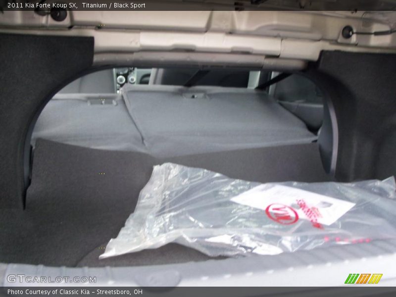 Titanium / Black Sport 2011 Kia Forte Koup SX