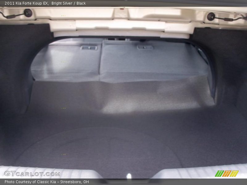 Bright Silver / Black 2011 Kia Forte Koup EX